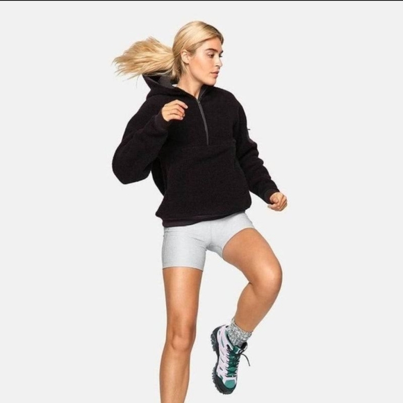 Outdoor Voices Megafleece Half-Zip Hoodie, black, XS - Picture 1 of 6